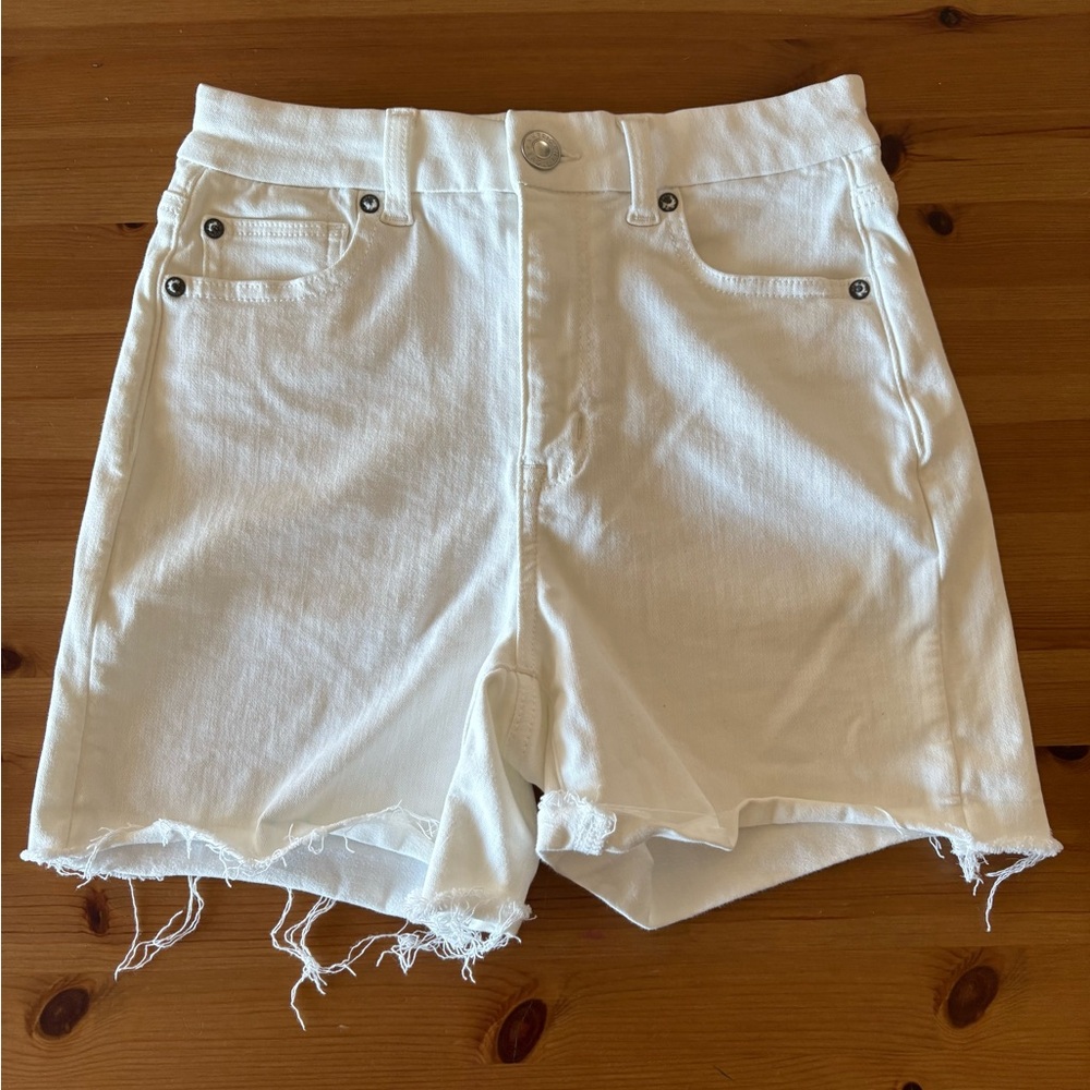 American Eagle Curvy Hi-Rise Shortie White Denim Shorts Size 4 NWOT